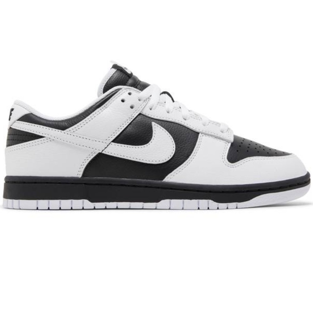Nike Reverse Panda Dunks - Picture 2 of 5
